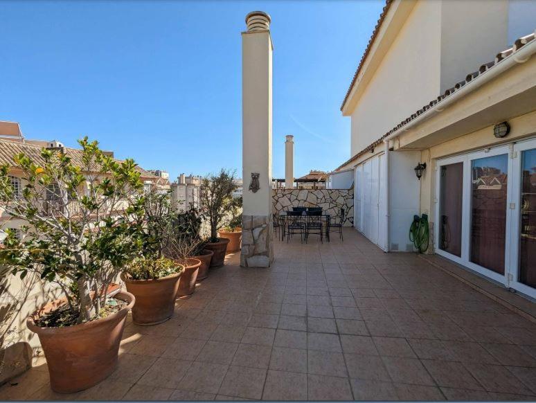 Appartamento Sea View Penthouse Fuengirola Esterno foto